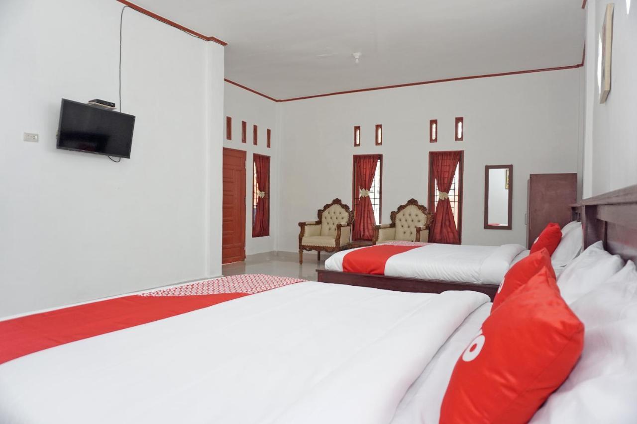 Oyo 2635 Ramos Inn Sinapuran Bagian luar foto