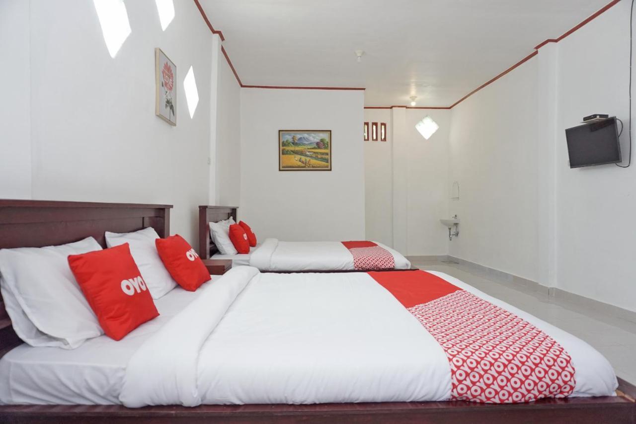 Oyo 2635 Ramos Inn Sinapuran Bagian luar foto